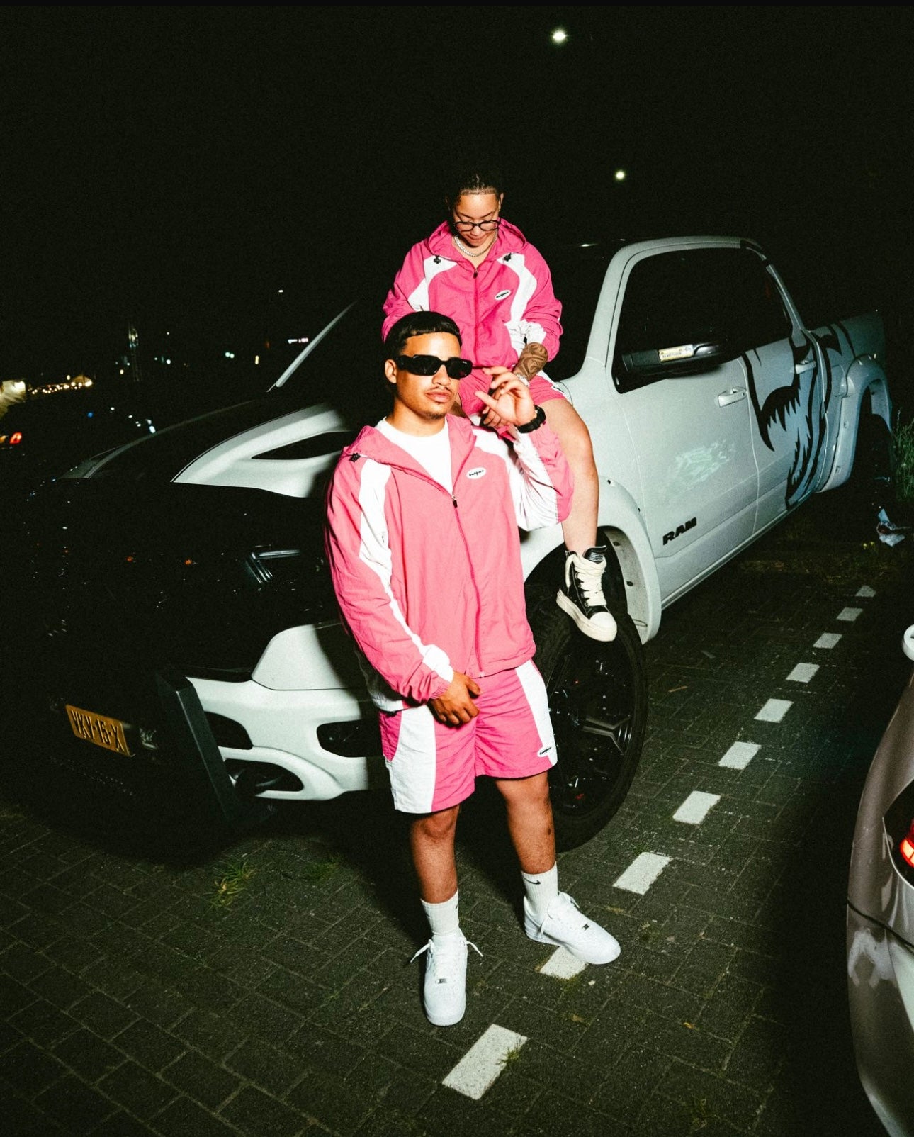 Grind4more Tracksuit Pinky, Baggy Hip-Hop Cargo Shorts, for Men and Women